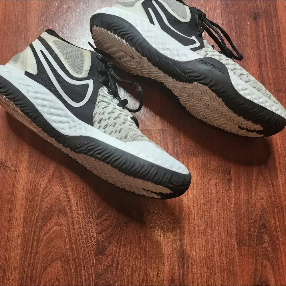 NIKE KD TREY 5 VIII ATHLETIC SHOES SIZE 8 WOMENS